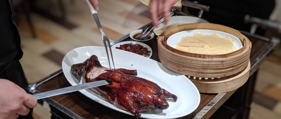 1-00100lPORTRAIT_00100_BURST20190921120225163_COVER