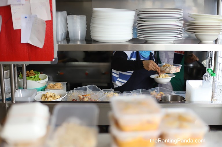 Food Review: Nhong Rim Klong In Ekkamai, Bangkok | Michelin Bib ...